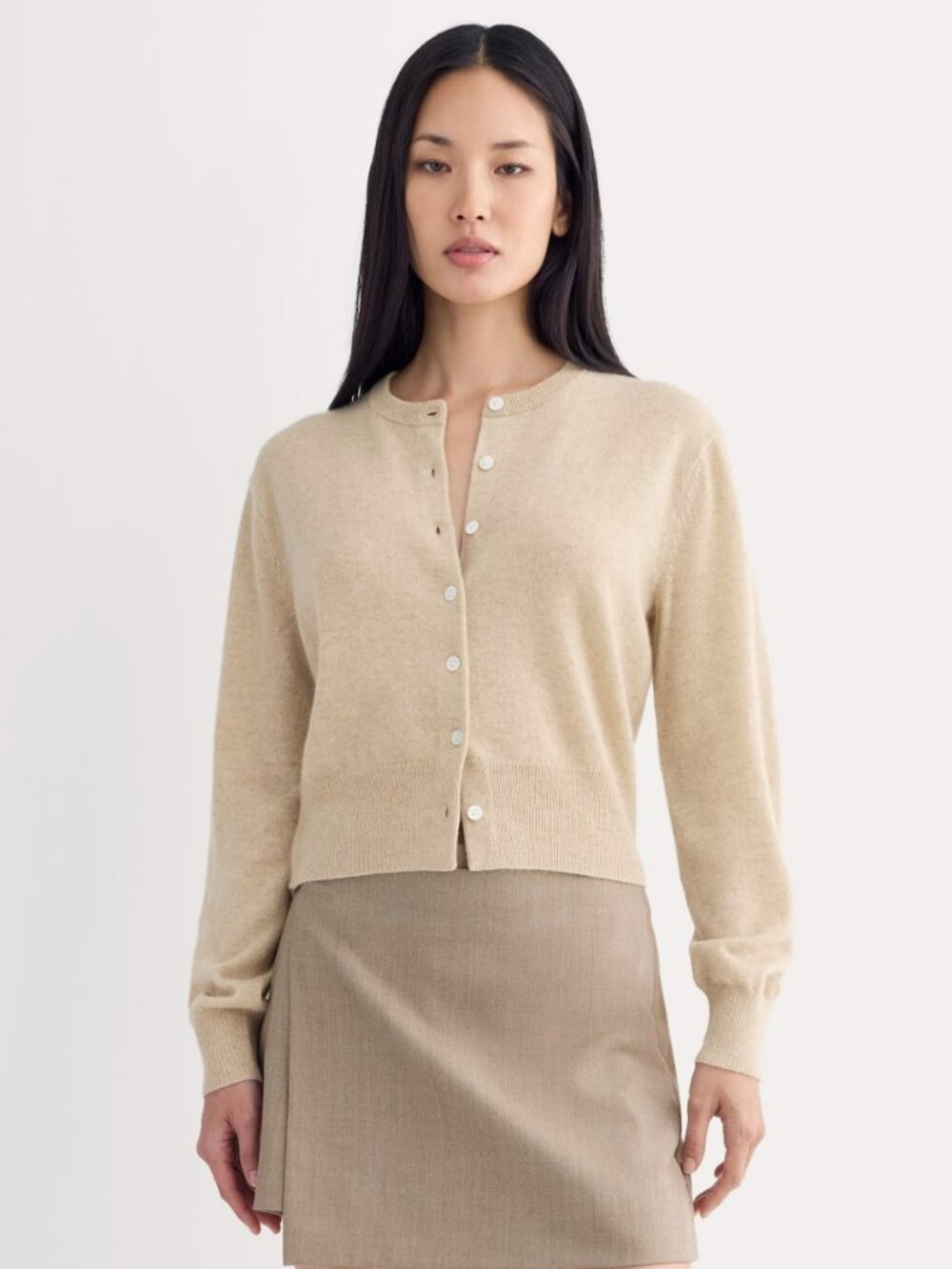 Everlane Women's Cashmere Cropped Cardigan in Heather Light Camel, Size Medium